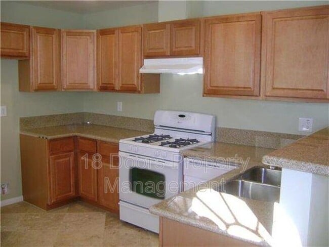 Building Photo - 5155 Tipton St