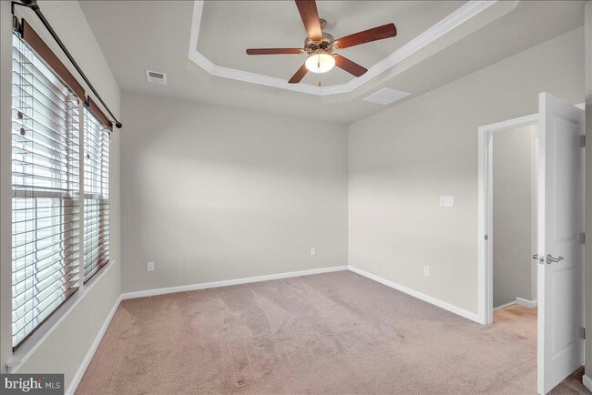 Building Photo - 2 Kohlmyer Dr