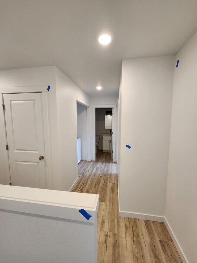 Building Photo - 1014 Peach Rd