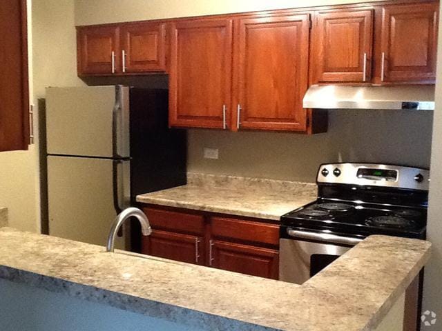 Kitchen - Brookdale on the Park