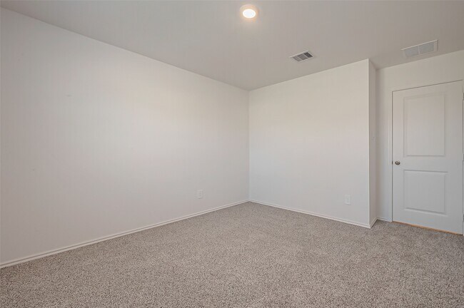 Building Photo - 2914 Bur Lndg Ln