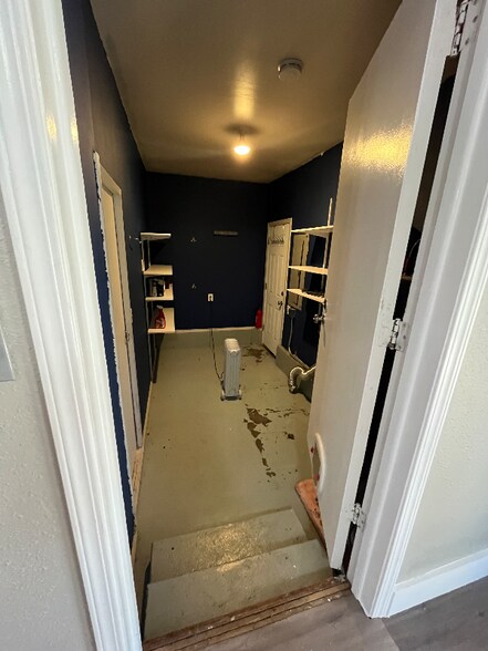 Building Photo - 1012 Whitman Ct