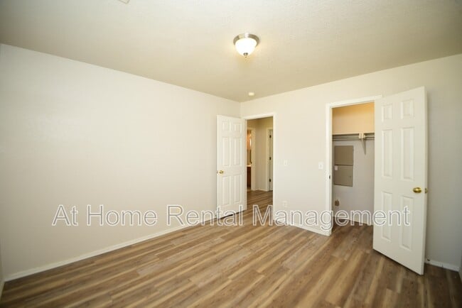 Building Photo - 11255 S 105th E Ave