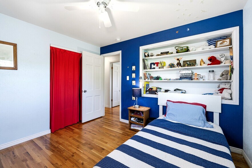 Building Photo - 6146 S Josephine Way