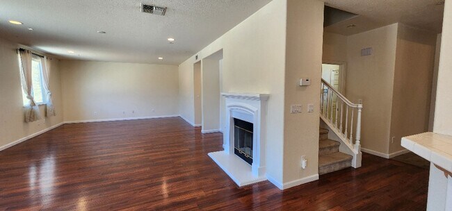 Building Photo - Welcome to American Canyon!! Beautiful Lar...