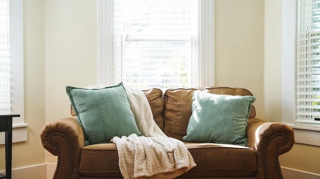 Building Photo - 14 Sanchez Ave