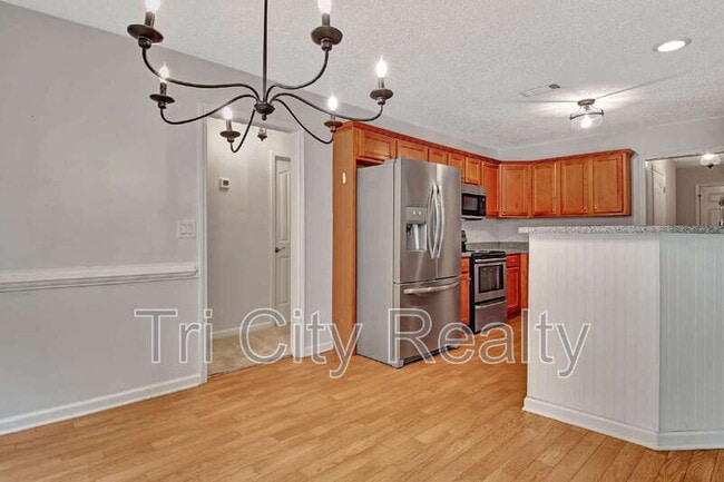 Building Photo - 69 Meadows Creek Ln