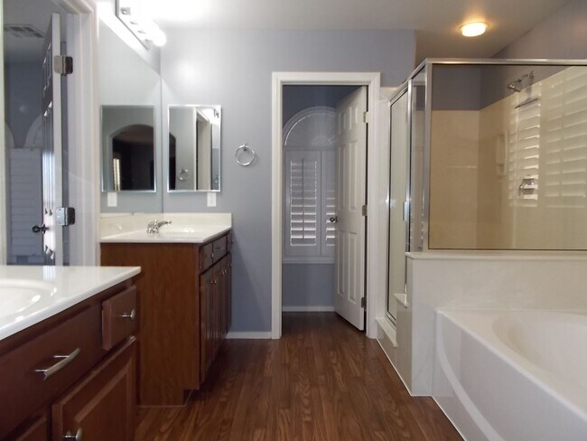 Building Photo - Spacious 3-Bedroom Cul-de-Sac Home in Prime Location