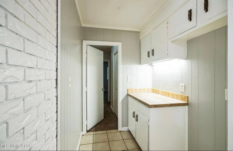 Building Photo - 102 Friars Cove