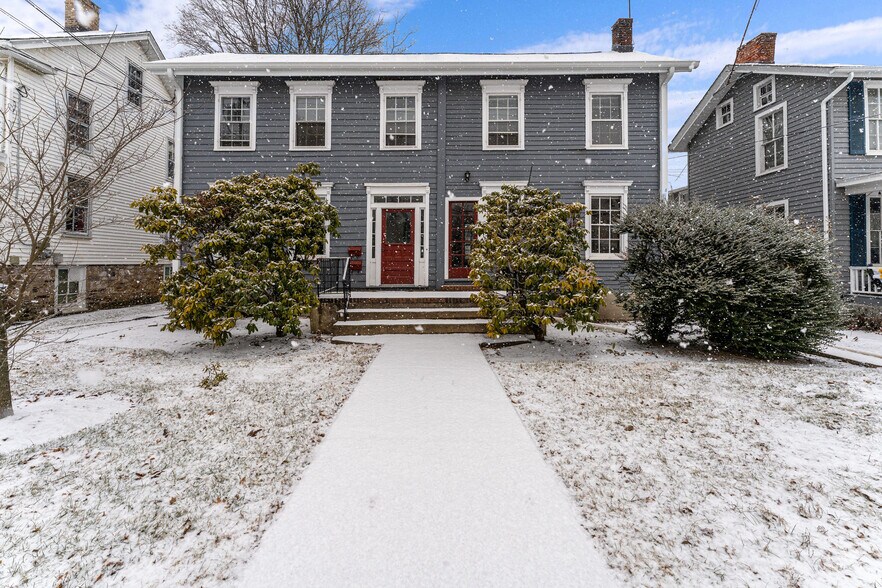 Building Photo - 20 Park Ave