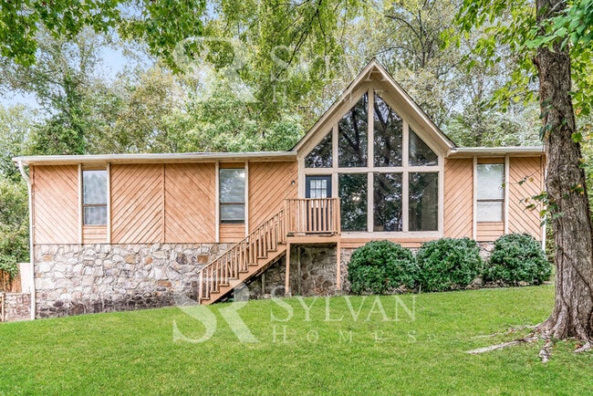 Building Photo - You will love this charming 3BR 2BA home