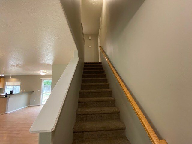 Building Photo - 16653 New Colony Ave
