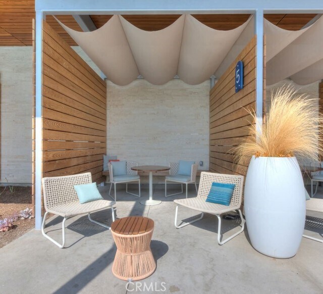 Building Photo - 128 Stellar