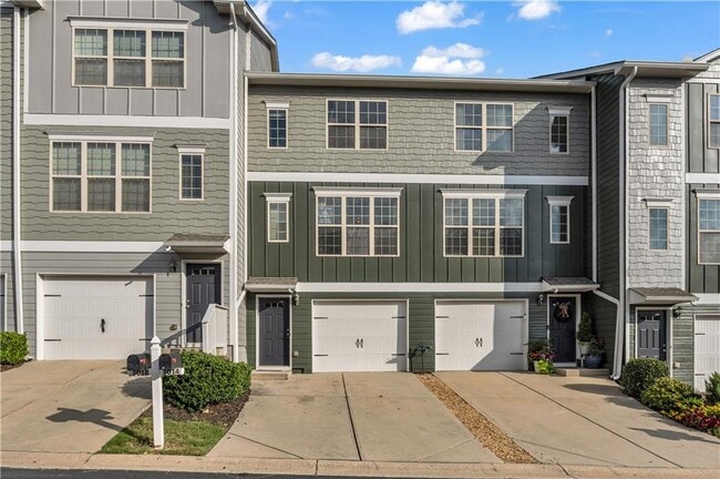Primary Photo - 3014 Liberty Way NW