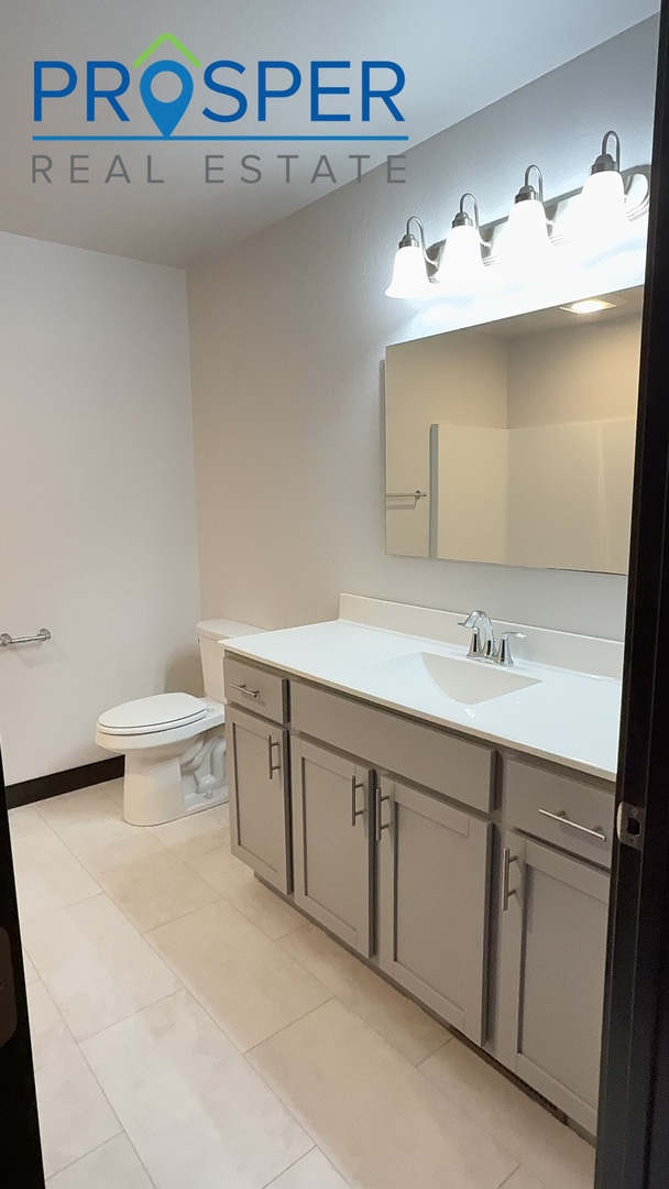 Building Photo - TH335X