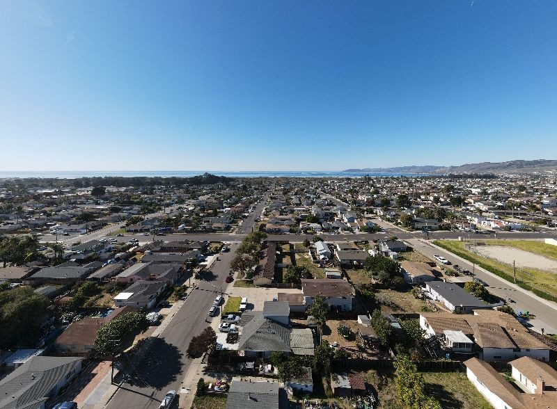 Building Photo - 1113 Trouville Ave