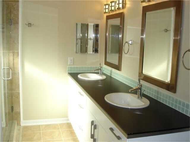 Building Photo - 11531 Overbrook Ln