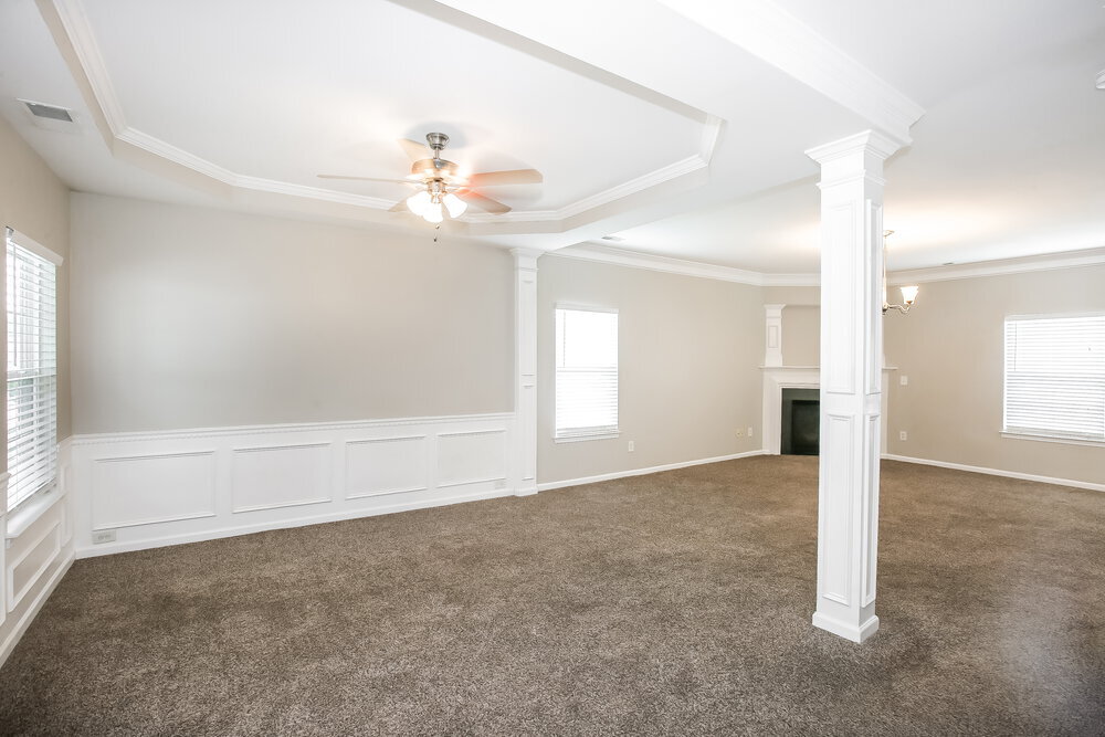Building Photo - 1006 Tiger Eye Ave