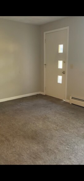 Building Photo - 1128 Chew Rd