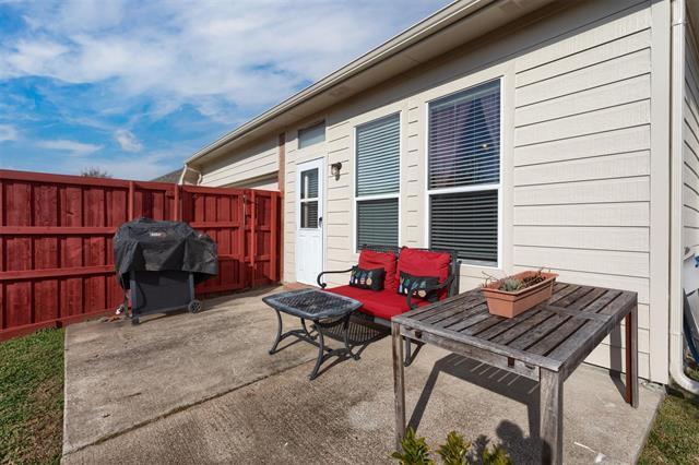 Building Photo - 1612 Warm Springs Dr