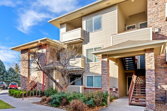 Primary Photo - 1 Bedroom Apartment in Rockbridge! Parking...