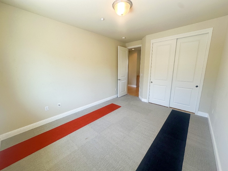 Building Photo - 3763 Klamath Ln