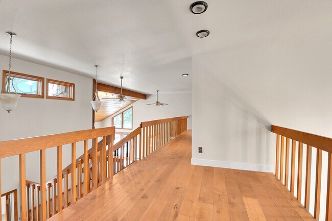 Building Photo - 29604 Canterbury Cir