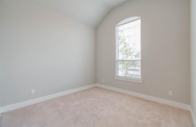 Building Photo - 15606 Pacific Loon Ct