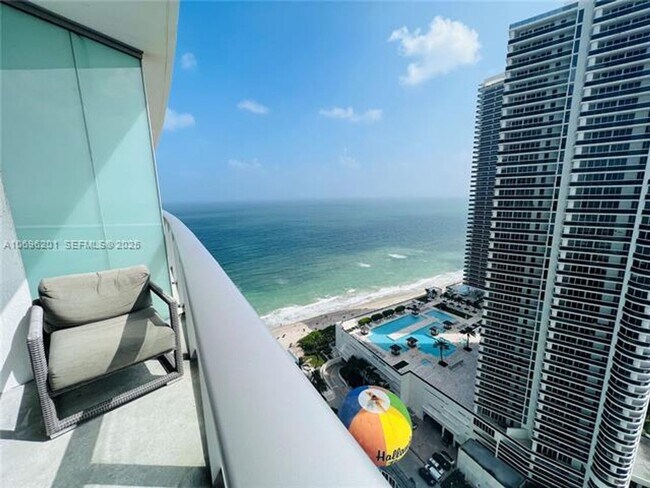 Building Photo - 4111 S Ocean Dr