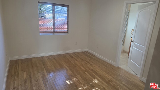 Building Photo - 3530 S Bentley Ave