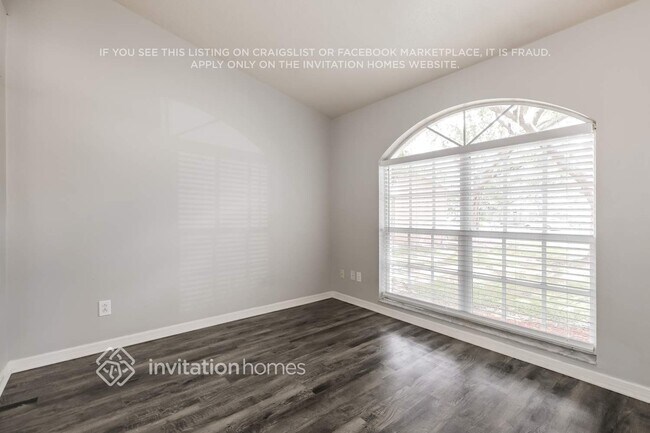 Building Photo - 4715 Rockingchair Dr