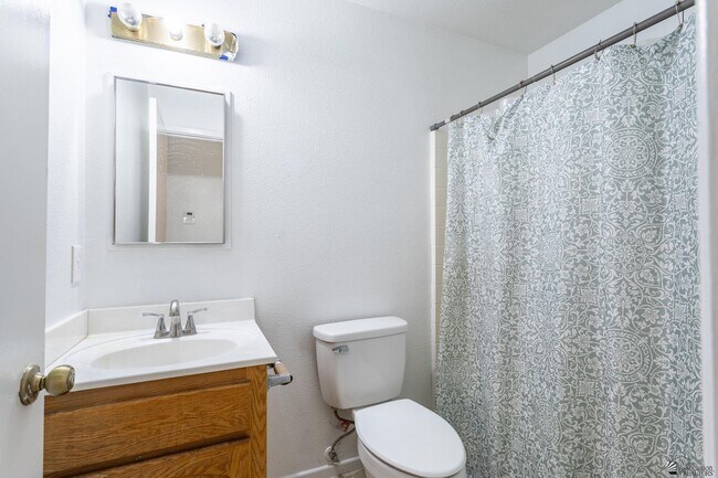 Building Photo - 1510 N 9th Ave