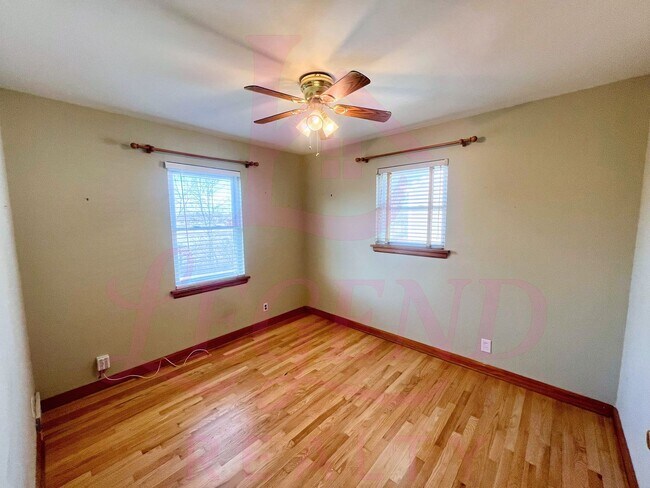 Building Photo - COMING SOON!  Adorable 2 Bedroom Home in Clifton Heights!  No Showings Until After 6/1!
