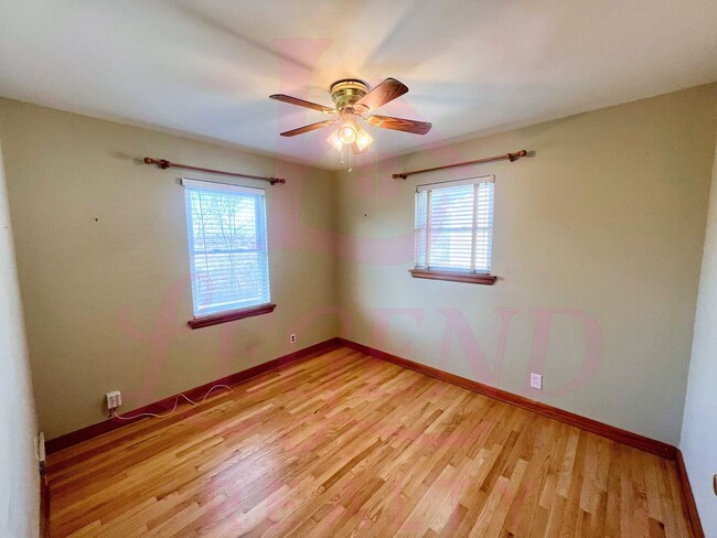 Building Photo - COMING SOON!  Adorable 2 Bedroom Home In Valley Park!  No Showings Until After 6/1!