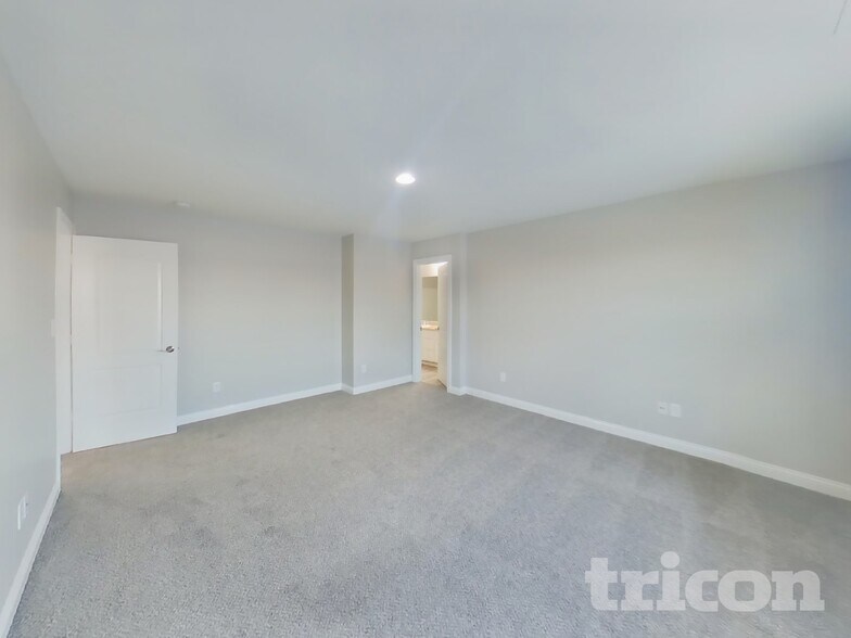 Building Photo - 2619 Harshaw Ct