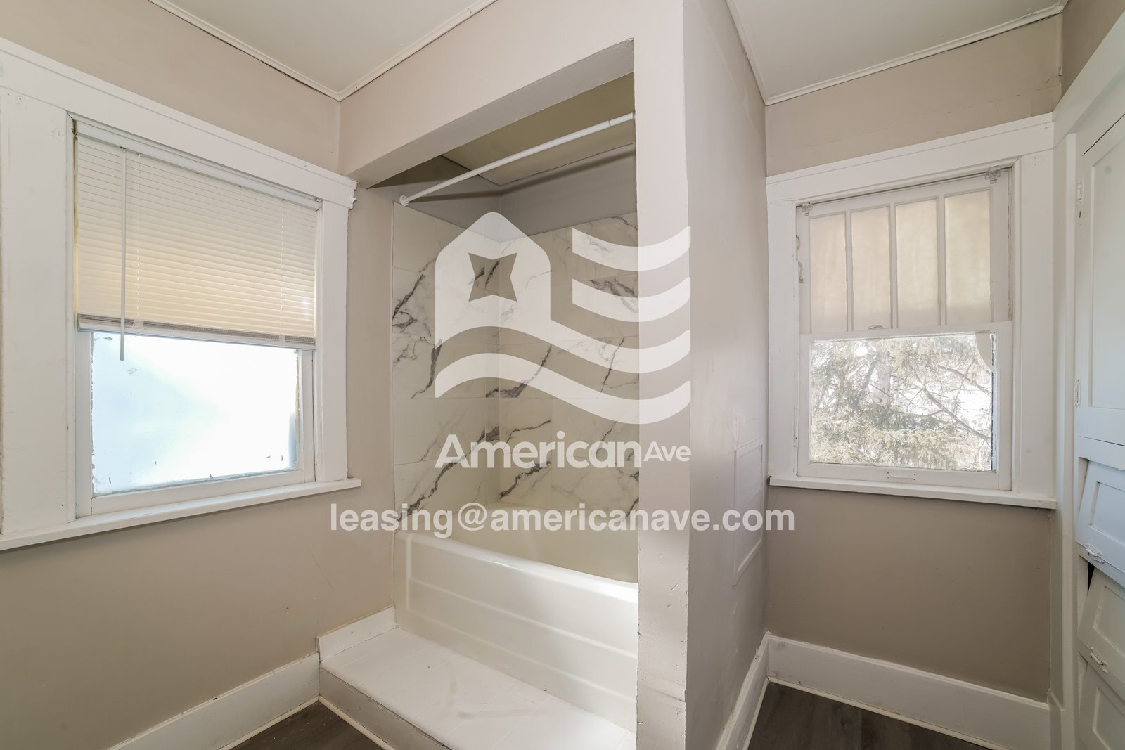 Building Photo - 1217 N Bourland Ave