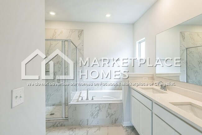 Building Photo - 313 McHenry Dr