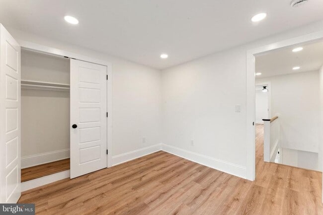 Building Photo - 209 Merion Ave