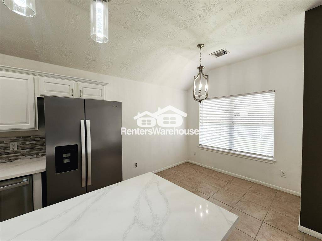 Building Photo - 2810 Autumn Springs Ln