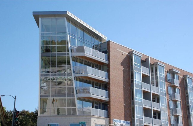 Primary Photo - 1541 N Jefferson St