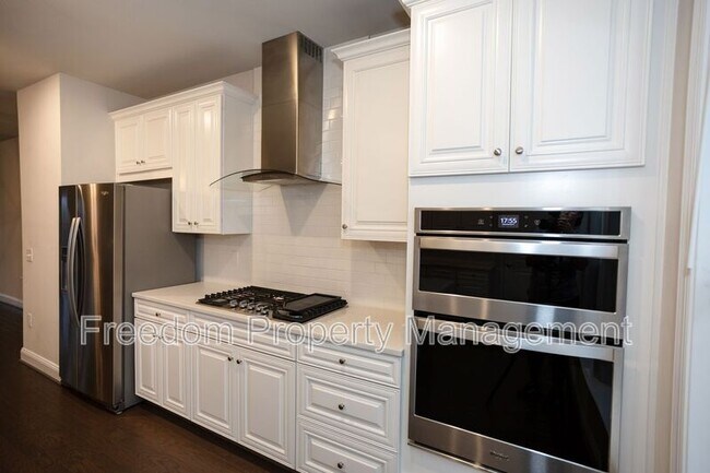 Building Photo - 17137 Branched Oak Rd