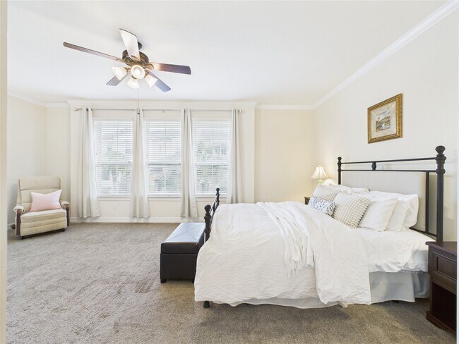 Building Photo - 22 Tassia Ln