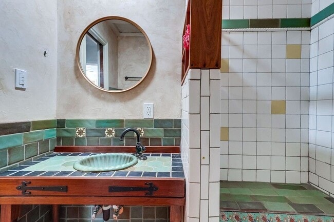 Building Photo - 4445 Marine