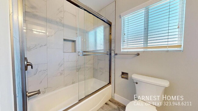 Building Photo - 7051 1/2 White Oak Avenue-