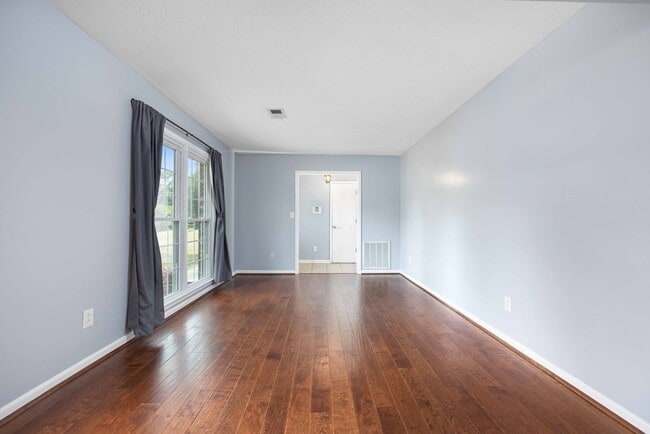 Building Photo - 4221 Bonnie Dr