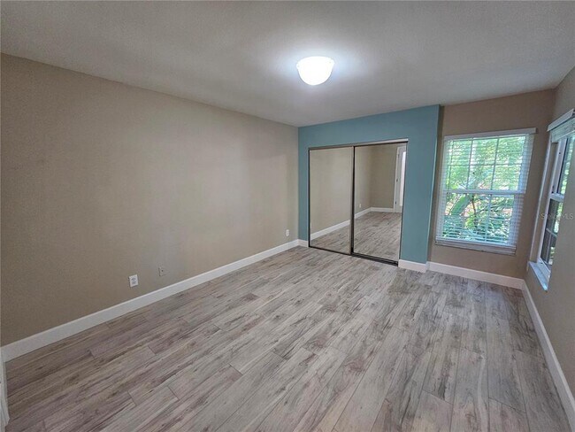 Building Photo - 1210 Cottonwood Trail