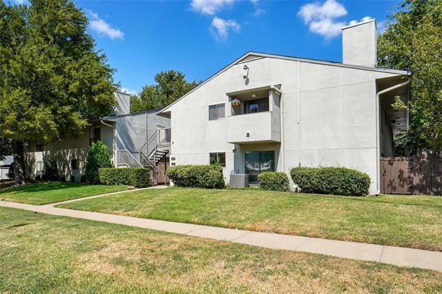 Primary Photo - 4920 Byers Ave