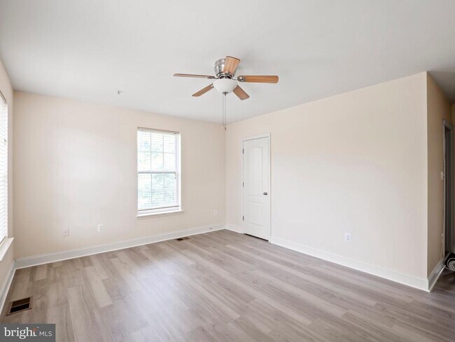 Building Photo - 304 Orchard Ridge Dr
