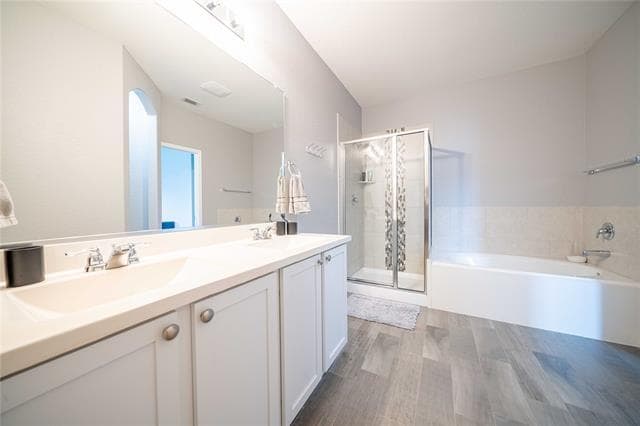 Building Photo - 8900 Devonshire Dr