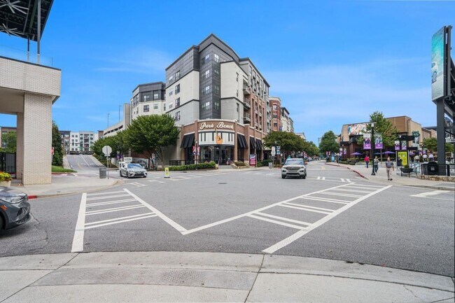 Building Photo - 612 Luckett Ct